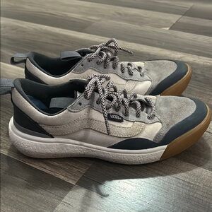 Vans Ultra Range